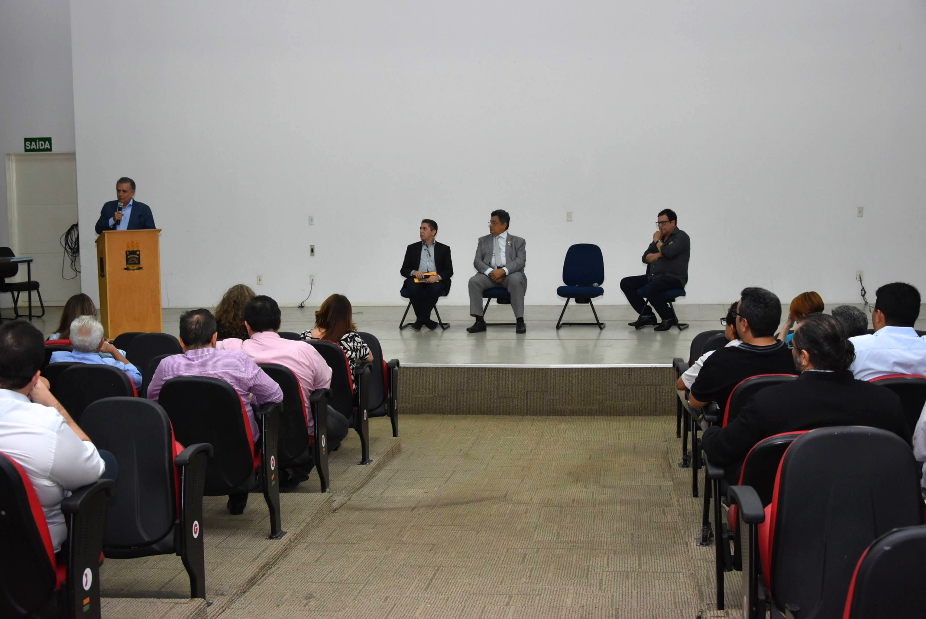 Palestra Cine Teatro 13