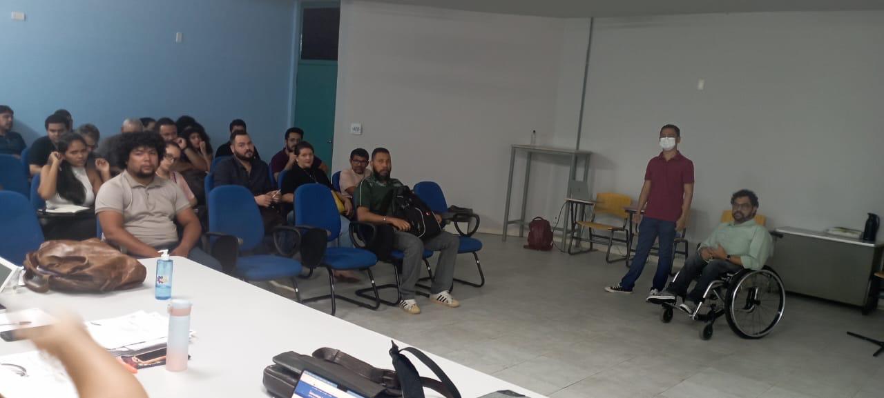 Coordenador_PPG_em_Filosofia-_PPGFIL_Prof_Fábio_Passos_Ex-_Coordenador_Prof_Elielton_e_discentes.jpeg