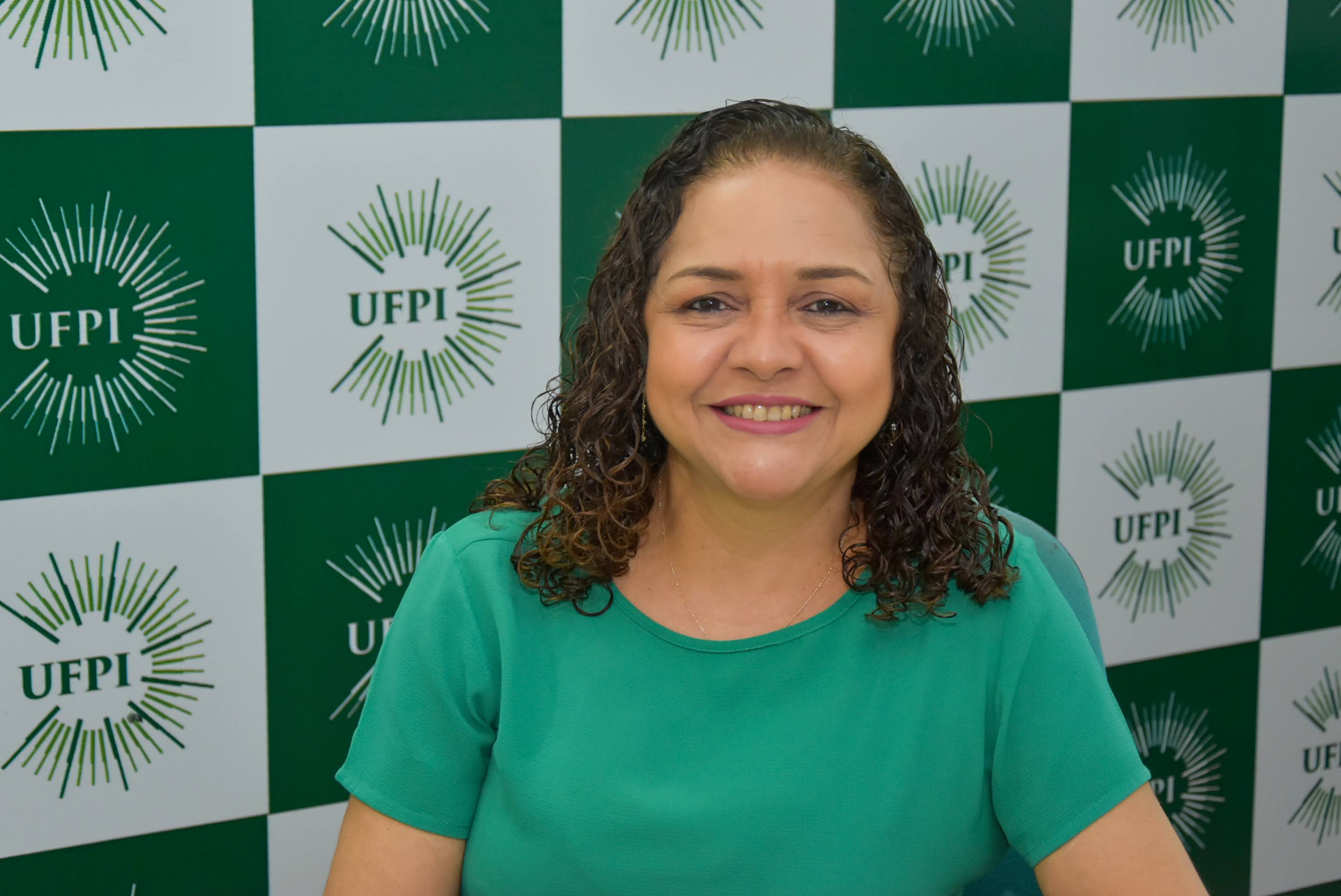 UFPI discute prevenção ao câncer de mama em ação do Outubro Rosa nesta  quinta (6) e sexta (7)