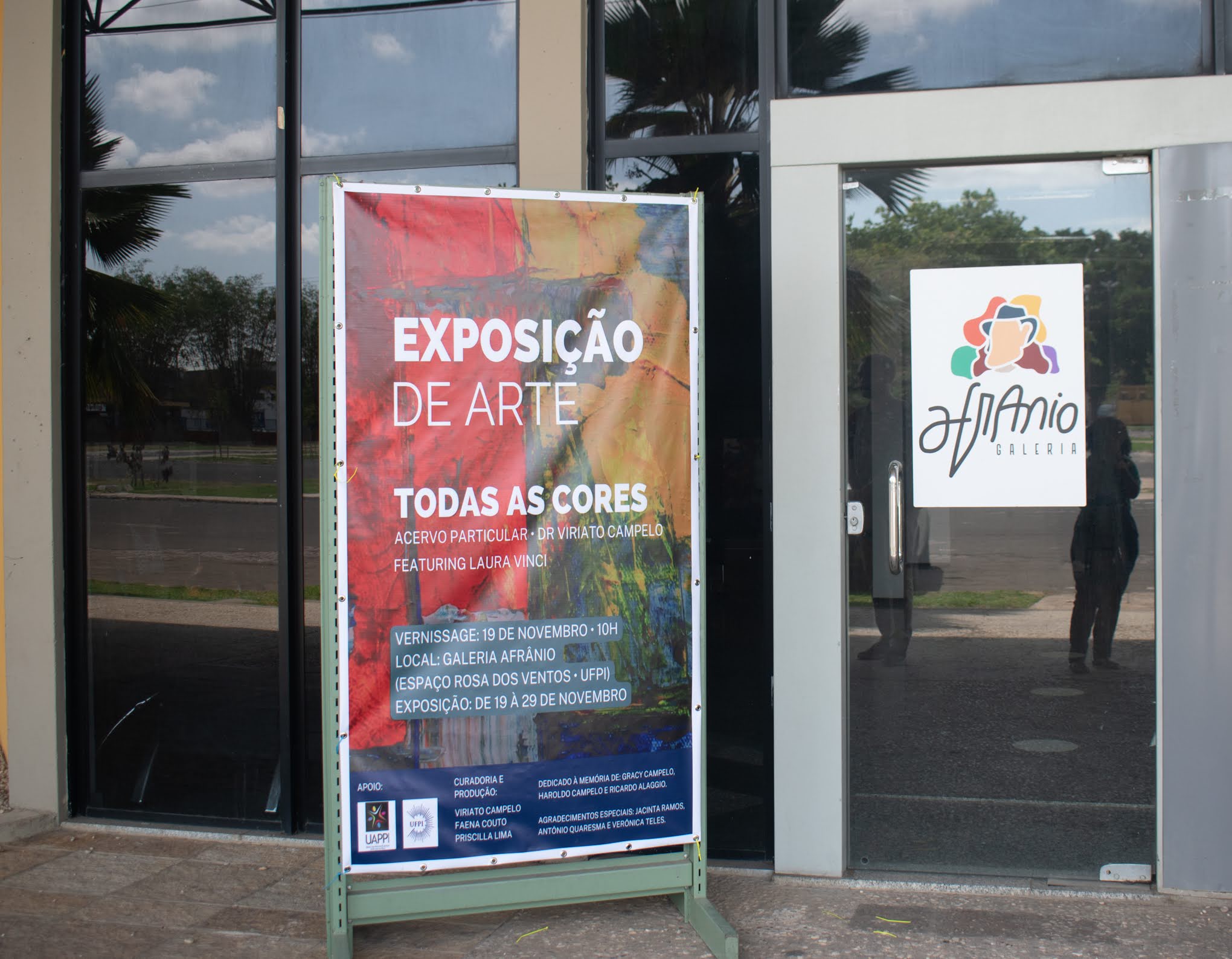 Exposição_arte_de_todas_as_cores.jpg