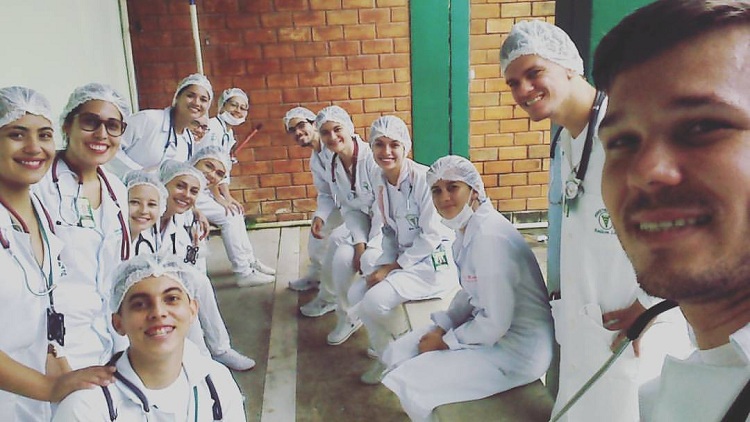 alunas durante estágio